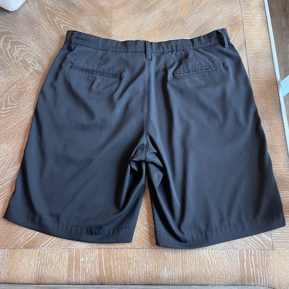 Callaway Men’s Black Flat Front Golf Shorts size 36